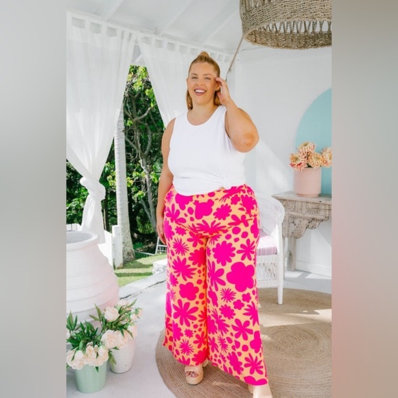Proud Poppy Fiesta Pants in Kasey Rainbow Floral Fields NWT Size 28 - Picture 1 of 11
